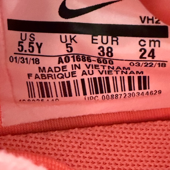 NIKE Ashin Modern Youth Size 5.5Y Pink Metallic Silver Running/Casual - Picture 6 of 6